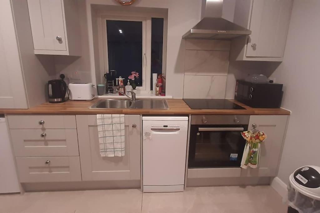 Swan Studio Haven Lisdoonvarna Esterno foto